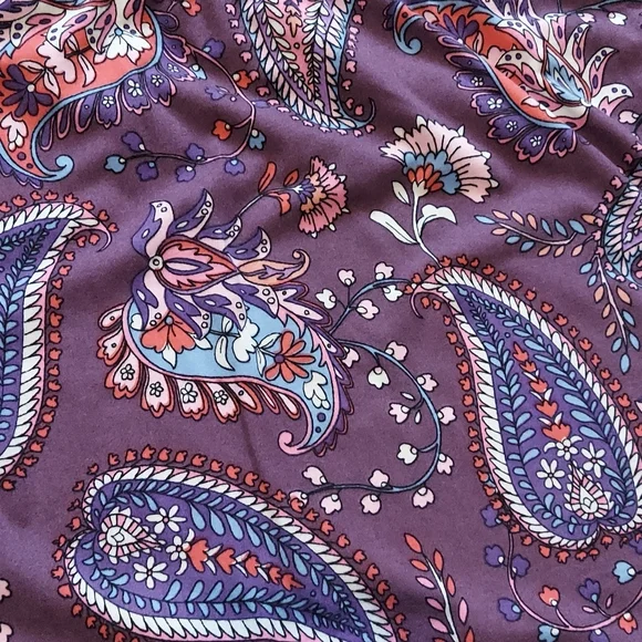 Skirts - Picture 7 of 9